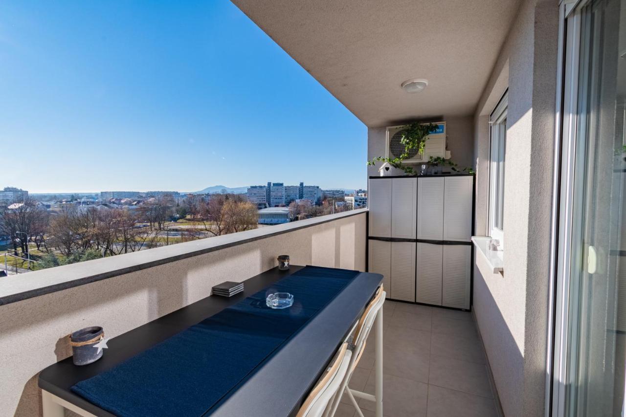 Flexible Selfcheckins 30 - Zagreb - Garage - Electric Vehicle Ccharger - Big Loggia - New - Apartments Repinc 30 Eksteriør bilde