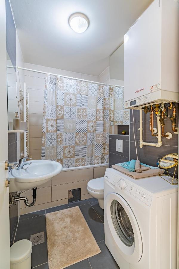 Flexible Selfcheckins 30 - Zagreb - Garage - Electric Vehicle Ccharger - Big Loggia - New - Apartments Repinc 30 Eksteriør bilde