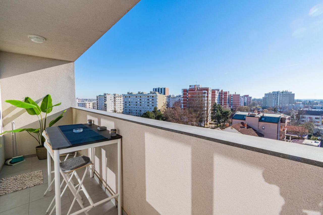 Flexible Selfcheckins 30 - Zagreb - Garage - Electric Vehicle Ccharger - Big Loggia - New - Apartments Repinc 30 Eksteriør bilde