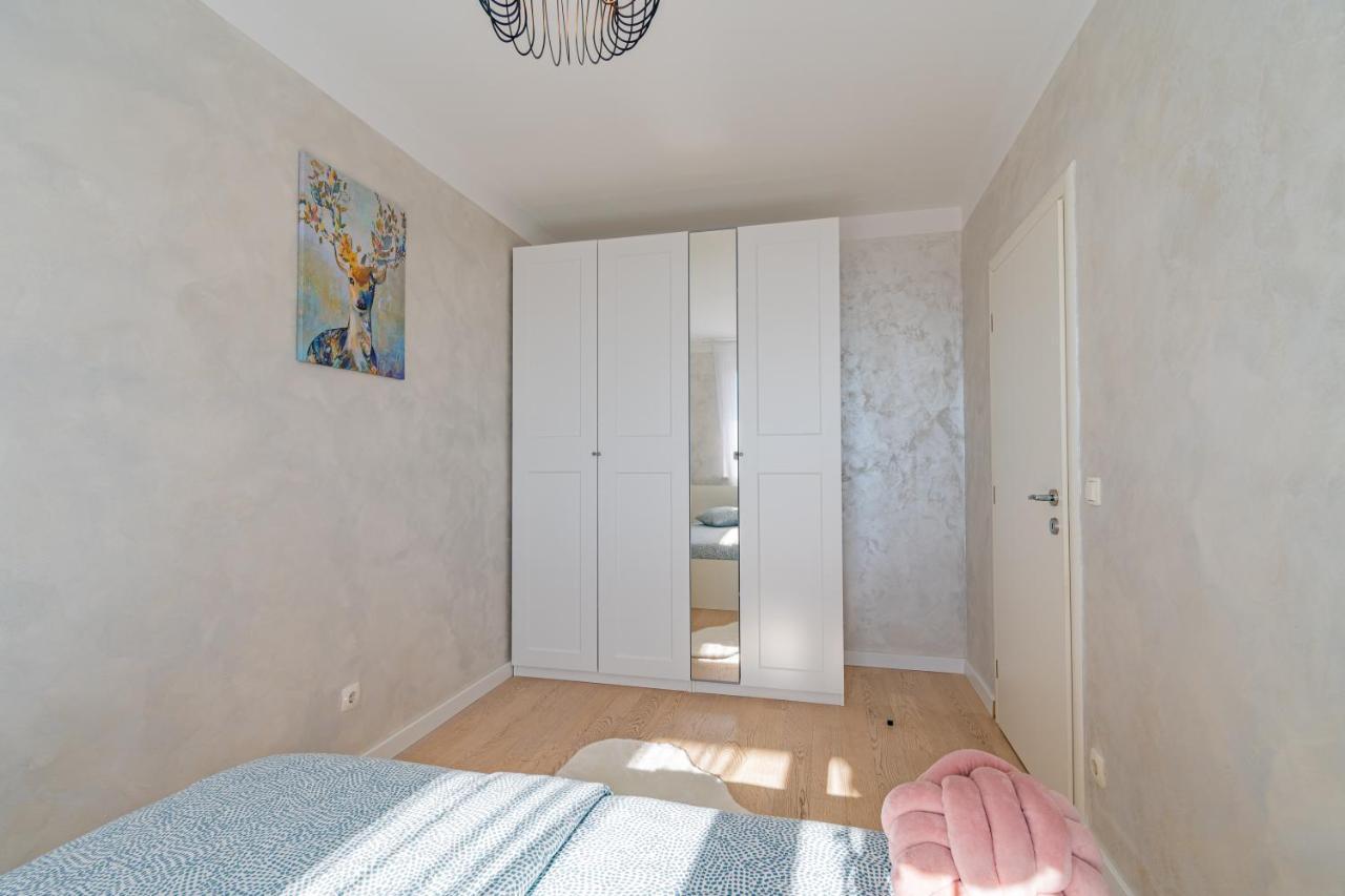 Flexible Selfcheckins 30 - Zagreb - Garage - Electric Vehicle Ccharger - Big Loggia - New - Apartments Repinc 30 Eksteriør bilde